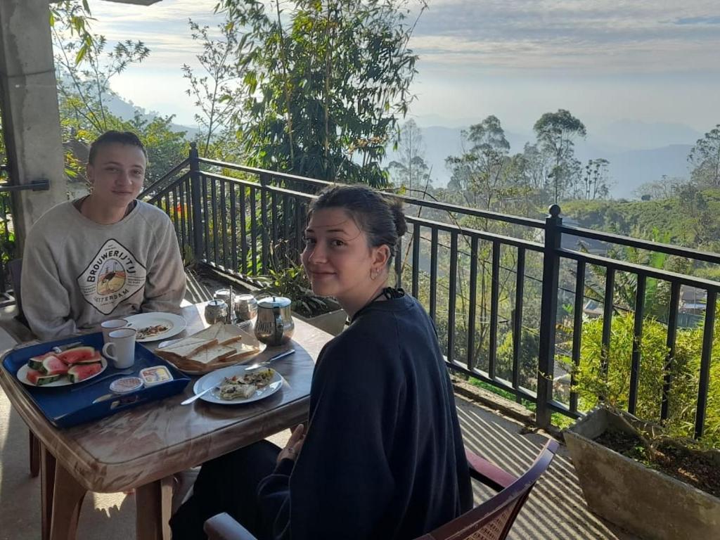 Farah Guest Inn Haputale Buitenkant foto
