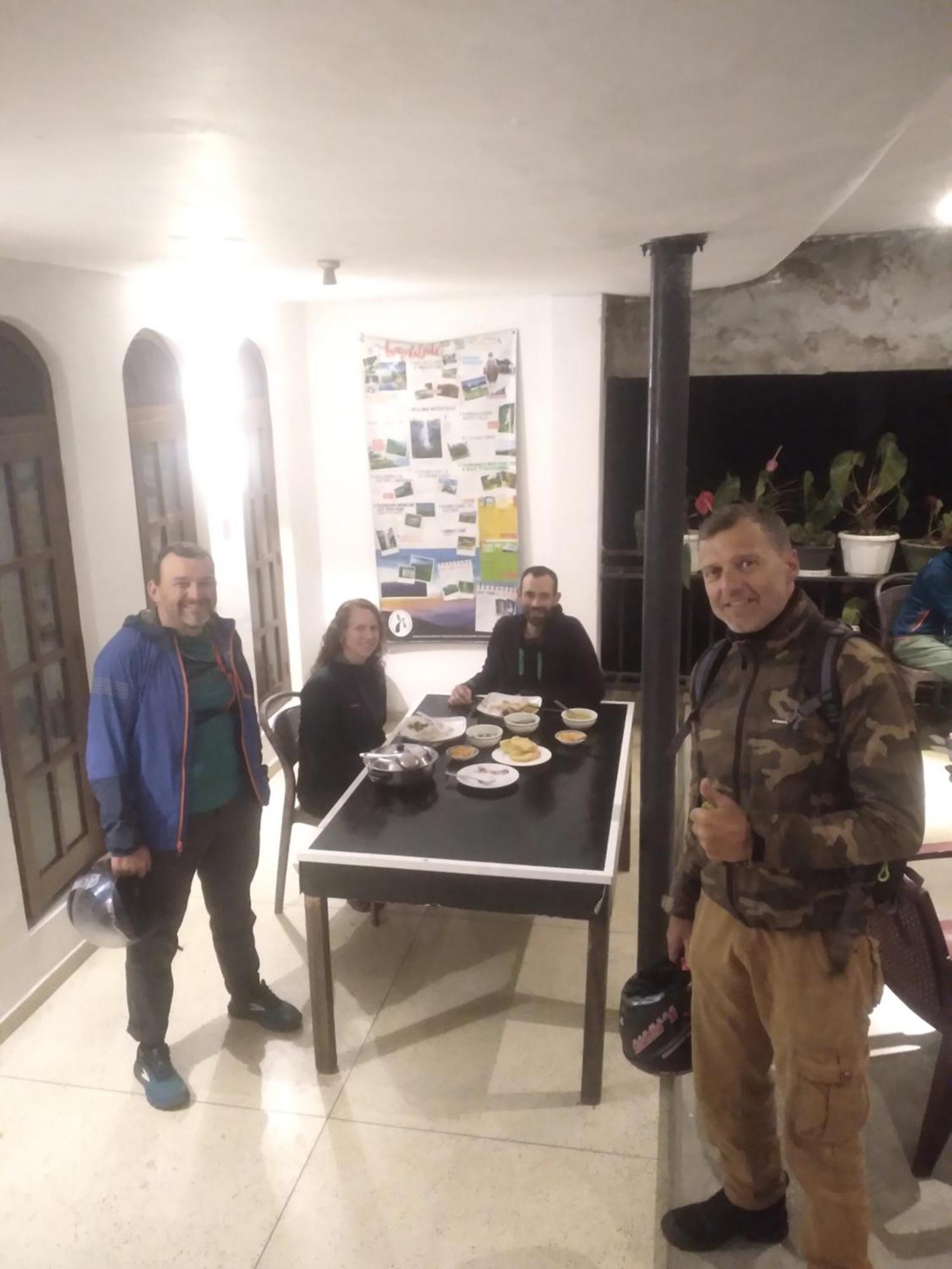 Farah Guest Inn Haputale Buitenkant foto
