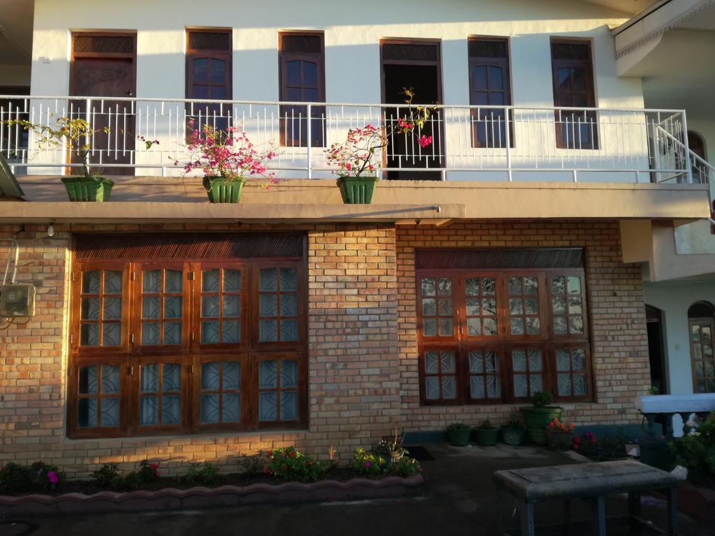 Farah Guest Inn Haputale Buitenkant foto